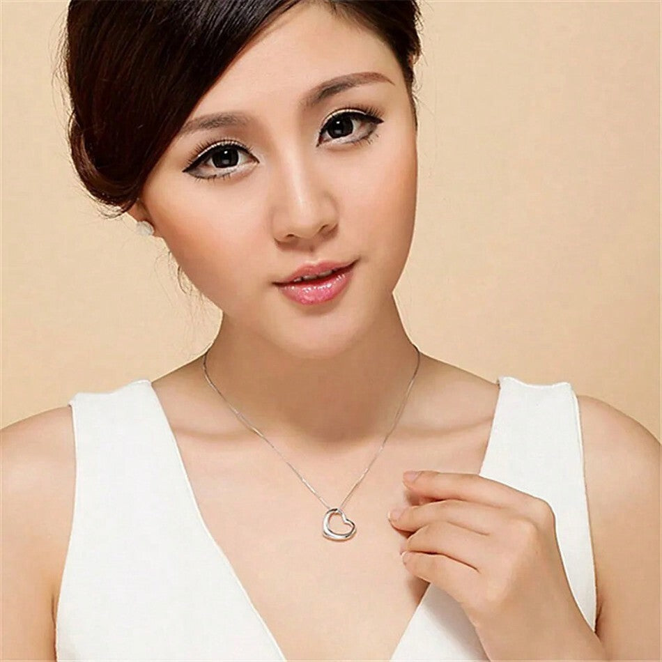 2pcs Elegant 925 Sterling Silver Heart Necklace and Bracelet Set for Women – Fashion Jewelry Gift for Thanksgiving, Weddings, Engagements, Parties, Anniversaries, and All-Season Everyday Wear