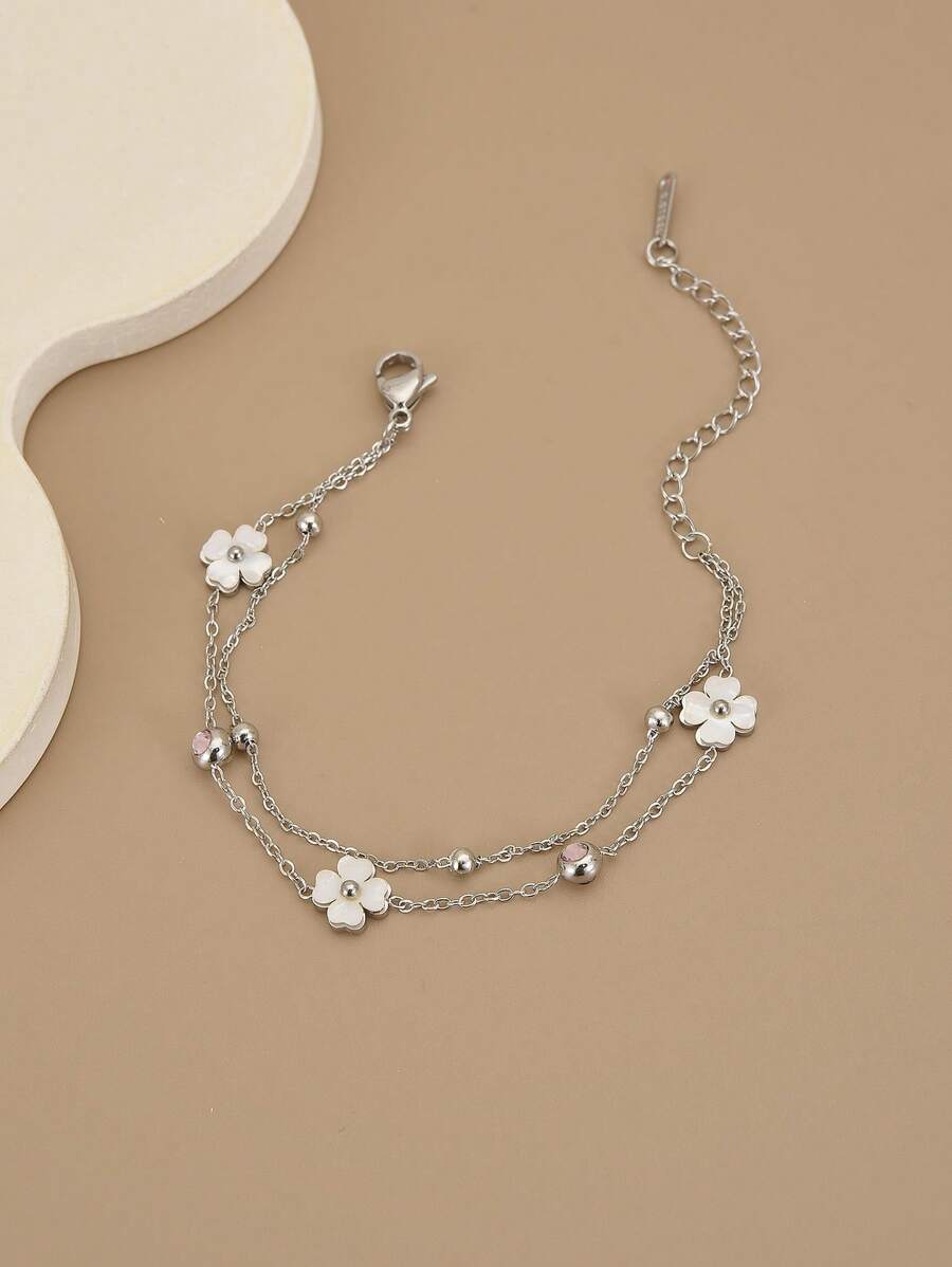 Four Leaf Flower and Natural Seashell Stainless Steel Anklet for Women – Elegant Beachwear Jewelry, Perfect for Summer Outfits, Valentine’s Day, Mother’s Day, and Thoughtful Gifts for Mom or Her