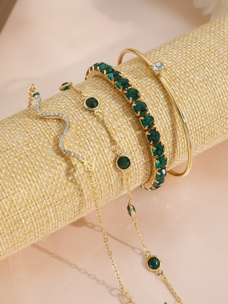 Rhinestone Snake Shaped Bracelet Set with 4pcs Green Chain Design & Varied Stones – Ideal for gifting, travel accessories, romantic occasions, casual style, or everyday use with elegant minimalist charm.